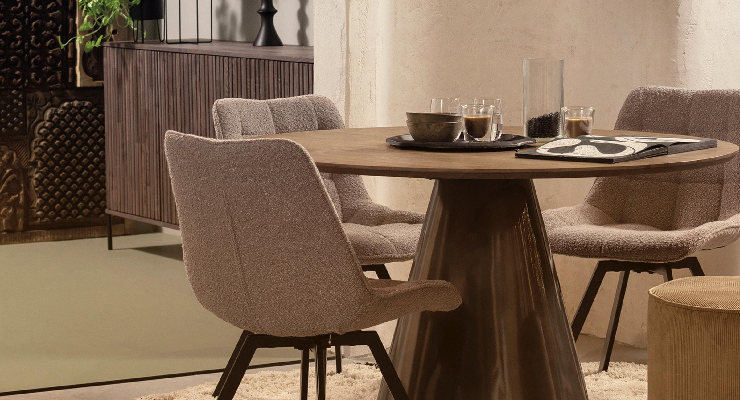 Table à manger extensible bois massif / 140-220 cm pour salle à manger